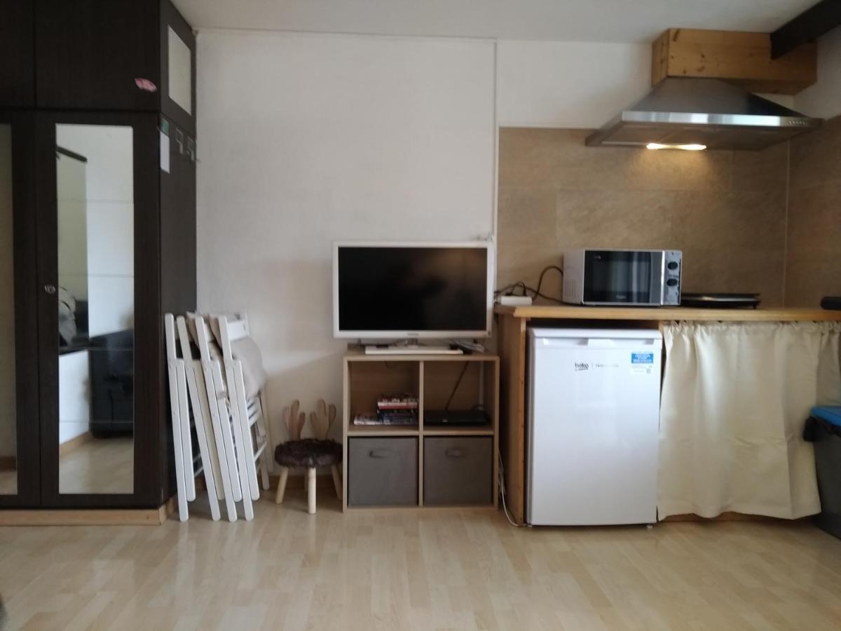 Studio Appartement Avec Piscine, Ski Porte Du Soleil Morgins, Ps3 Games, Wash & Bring Sheets Exterior photo